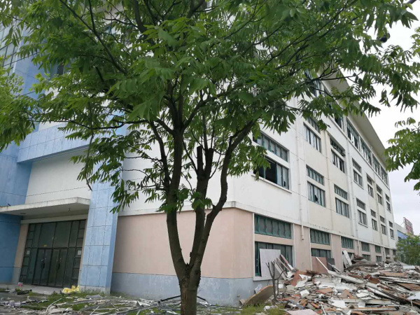 G1632	浦東臨港萬祥產(chǎn)業(yè)園區(qū) 獨(dú)棟5400平方米廠房出售 單價(jià)3611元/平