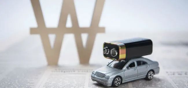 戴姆勒牽手寧德時(shí)代上演“真香”孚能科技四面楚歌難破危局 經(jīng)觀汽車(chē)