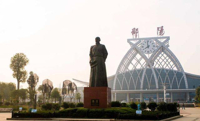 湖南邵陽名列前茅的三大高中有爭議？2020年高考成績說話！