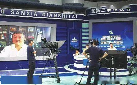 【決戰(zhàn)脫貧攻堅(jiān) ? 民企助力】知名民營企業(yè)湖北行“市（州）長會(huì)客廳”活動(dòng)走進(jìn)宜昌潛江黃石恩施等地