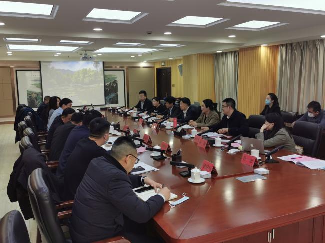 連厚舫一行拜訪烏魯木齊市天山區(qū)委書記李紹忠