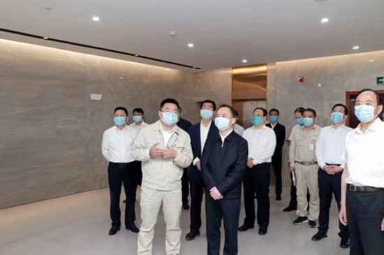 徐州市委書(shū)記宋樂(lè)偉考察調(diào)研協(xié)鑫產(chǎn)業(yè)基地